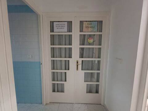 Biblioteca municipal y sala de baile