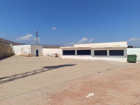 Campo municipal de fútbol Jerónimo Rodríguez / Pistas de pádel